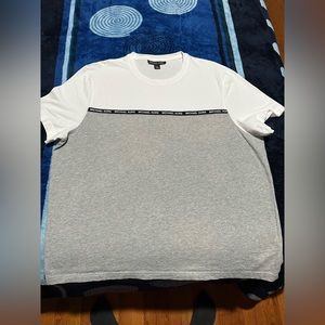 Michael Kors T-shirt white with gray and a line of the brand brown XL